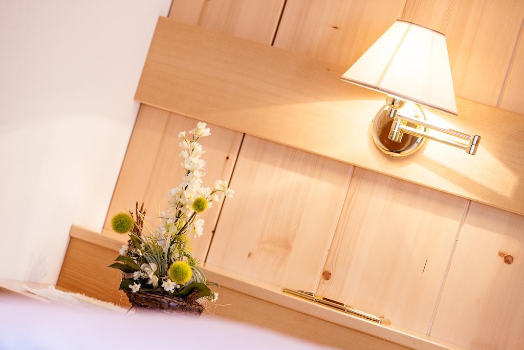 Gasthof Tuscherhof Braies  Room photo